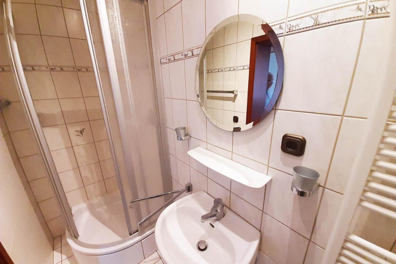 Work & Stay Apartments In Hoenningen Honningen  Bagian luar foto